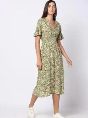 Zara Green Floral Dress for Sale up to 90% Off: Poshmark